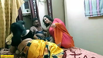 ¡¡Indian Bhabhi la compartió con nosotros!! Mejor hindi hardcore sexo en grupo video